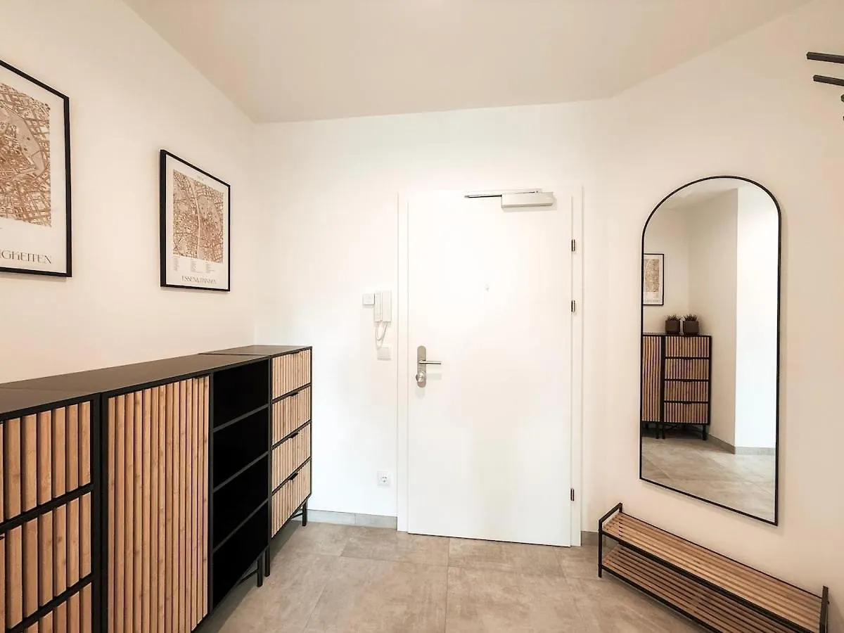 Apartment Sonnenseite Mit Balkon In Graz