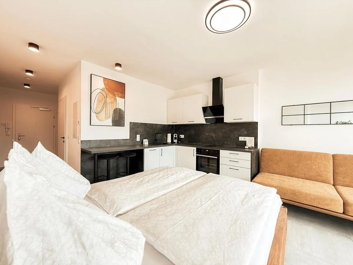 Apartment Sonnenseite Mit Balkon In Graz 0*,  Ausztria