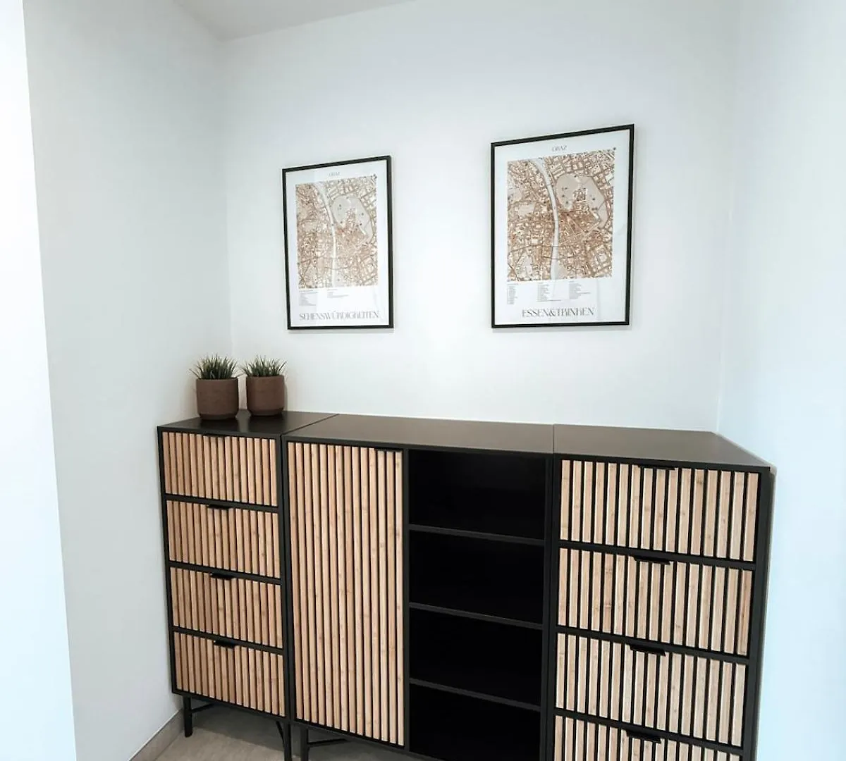 Apartment Sonnenseite Mit Balkon In Graz